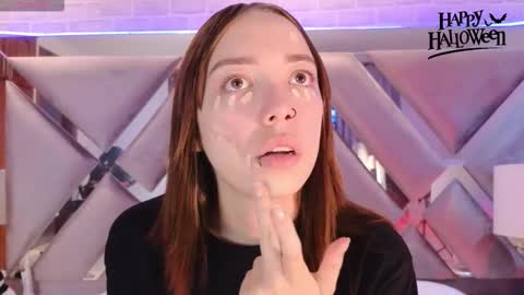 Snapshot of harperwest_ chatting on October 24, 2025, 8:38 pm Harper online show from October 24, 2025, 8:38 pm