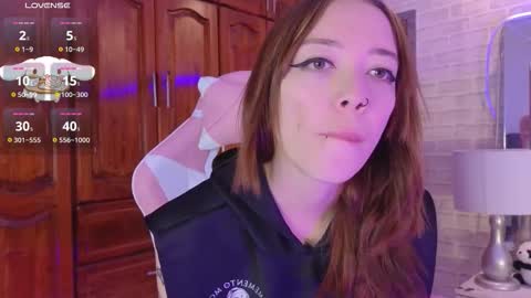 Snapshot of harperwest_ chatting on November 8, 2025, 8:51 pm Harper online show from November 8, 2025, 8:51 pm