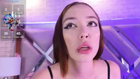 Snapshot of harperwest_ chatting on November 19, 2025, 8:42 pm Harper online show from November 19, 2025, 8:42 pm