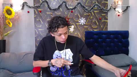 Snapshot of harry_jhonsonn chatting on December 19, 2025, 9:22 pm Harry online show from December 19, 2025, 9:22 pm