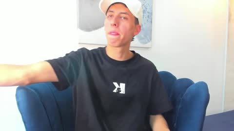 Snapshot of harry_klein chatting on September 16, 2025, 12:17 pm H K online show from September 16, 2025, 12:17 pm