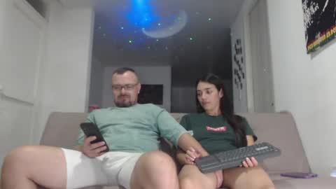 Snapshot of harrycum4you chatting on July 22, 2026, 2:47 am hannaandharri online show from July 22, 2026, 2:47 am