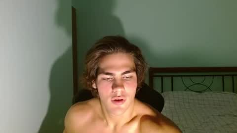 Snapshot of harryking1 chatting on September 22, 2025, 8:55 pm harryking1 online show from September 22, 2025, 8:55 pm