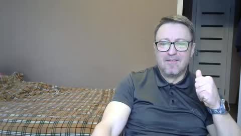 Snapshot of harrysnake chatting on December 15, 2024, 8:08 am HarrySnake online show from December 15, 2024, 8:08 am