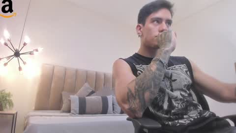 Harry Jones online show from December 3, 2024, 5:23 pm