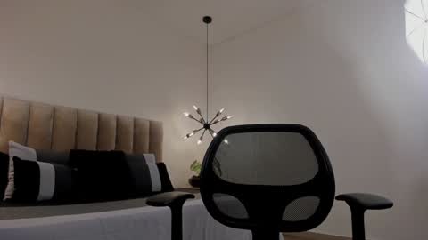 Harry Jones online show from January 9, 2025, 5:43 pm