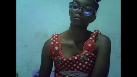 Snapshot of harysette chatting on April 12, 2026, 7:19 pm harysette online show from April 12, 2026, 7:19 pm