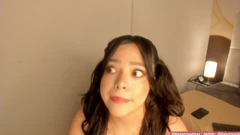 has_gonzalezz online show from April 13, 2026, 4:07 am