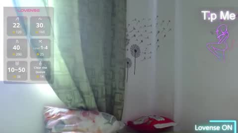 Snapshot of hatenea_queen chatting on November 23, 2025, 2:17 pm hatenea_queen online show from November 23, 2025, 2:17 pm