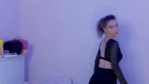 Anna online show from April 11, 2026, 8:18 am