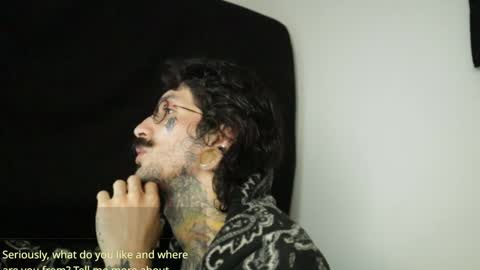 Snapshot of hatsumotokyoto chatting on January 19, 2025, 11:53 pm More content 2 online show from January 19, 2025, 11:53 pm