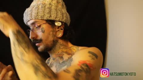 Snapshot of hatsumotokyoto chatting on January 21, 2025, 1:18 am More content 2 online show from January 21, 2025, 1:18 am