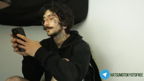 Snapshot of hatsumotokyoto chatting on January 22, 2025, 2:48 am More content 2 online show from January 22, 2025, 2:48 am