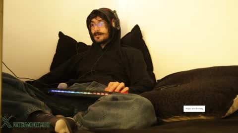 Snapshot of hatsumotokyoto chatting on January 30, 2025, 7:26 pm More content 2 online show from January 30, 2025, 7:26 pm