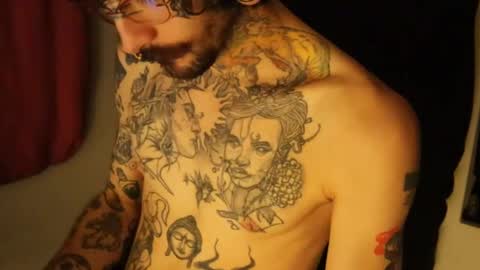 Snapshot of hatsumotokyoto chatting on February 9, 2025, 3:22 am More content 2 online show from February 9, 2025, 3:22 am