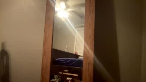 Snapshot of havingfun103 chatting on December 5, 2024, 8:33 am havingfun103 online show from December 5, 2024, 8:33 am