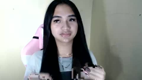Snapshot of hawadiha chatting on June 17, 2026, 3:35 pm LIX online show from June 17, 2026, 3:35 pm