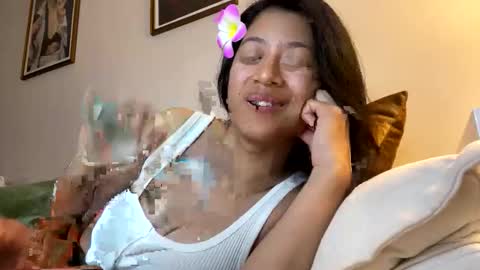 hawaiigirl_ online show from February 16, 2026, 5:36 am