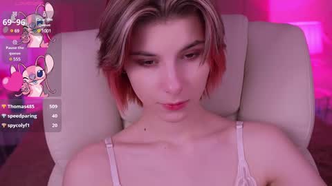 haylaamber online show from February 16, 2025, 1:16 pm