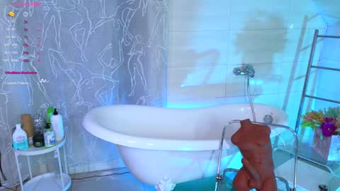 Hayle online show from January 12, 2025, 7:53 am