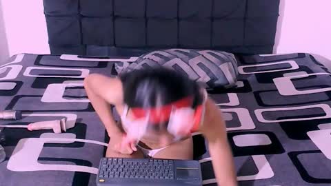 Snapshot of hayley_1111 chatting on December 13, 2025, 11:43 pm hayley_1111 online show from December 13, 2025, 11:43 pm