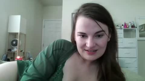 Snapshot of hazel_blue chatting on July 1, 2026, 8:19 pm Hazel Blues online show from July 1, 2026, 8:19 pm