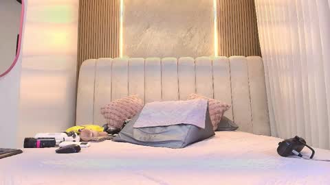 kataleya online show from March 6, 2026, 8:27 pm