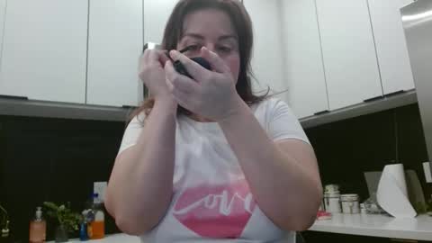 Snapshot of hazel_skye chatting on February 1, 2026, 2:48 pm Hazel online show from February 1, 2026, 2:48 pm