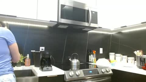 Snapshot of hazel_skye chatting on February 20, 2026, 4:51 pm Hazel online show from February 20, 2026, 4:51 pm