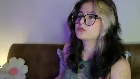 Snapshot of hazelbrownn23 chatting on May 27, 2026, 12:18 am Hazel Brown online show from May 27, 2026, 12:18 am
