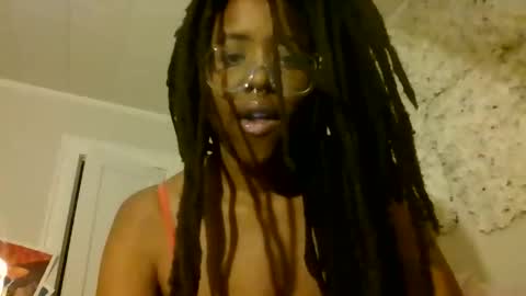 Hazel Hanes online show from January 15, 2026, 7:46 am