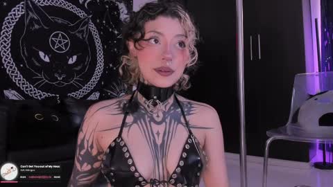 Hazell Witch online show from April 2, 2026, 5:43 pm