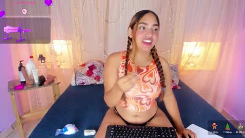 HAZEL  online show from December 18, 2025, 2:01 pm