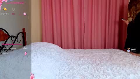 Snapshot of hazeltrue chatting on September 11, 2025, 12:05 pm hazeltrue online show from September 11, 2025, 12:05 pm