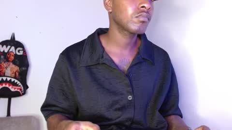 hazlan_420 online show from November 28, 2025, 9:50 pm