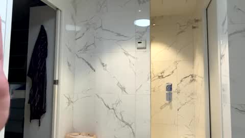 h babe online show from February 1, 2025, 12:51 am