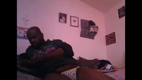 hbdj2164 online show from October 12, 2025, 5:56 pm