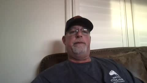 Snapshot of hdeuce22 chatting on February 14, 2026, 1:08 pm Hdeuce22 online show from February 14, 2026, 1:08 pm