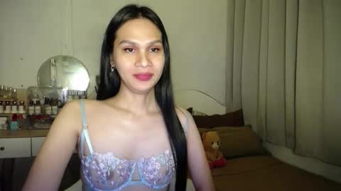 heather_bbyy online show from November 18, 2025, 8:35 pm
