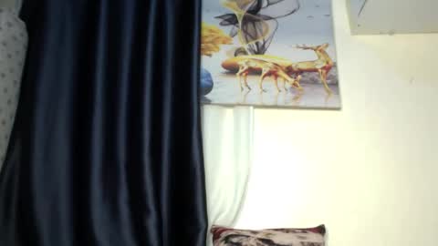 Snapshot of heaven_122 chatting on May 5, 2026, 7:00 pm Angel online show from May 5, 2026, 7:00 pm