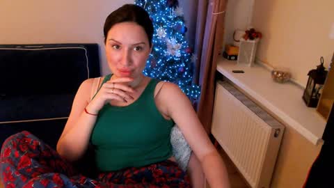 Heaven girl online show from January 27, 2025, 8:28 pm