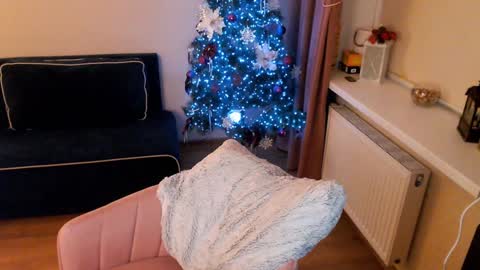 Heaven girl online show from January 30, 2025, 8:10 pm