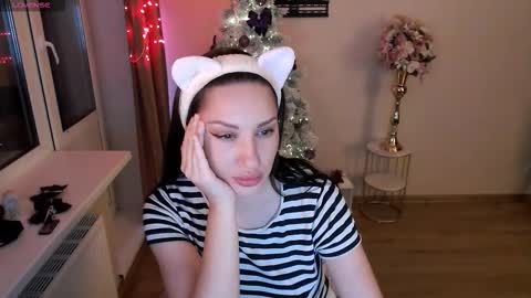 Heaven girl online show from December 5, 2025, 2:47 pm