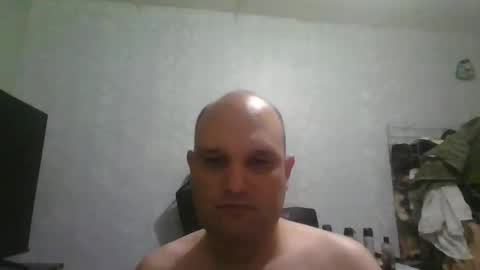 Heavy Rebell online show from November 18, 2025, 5:34 am