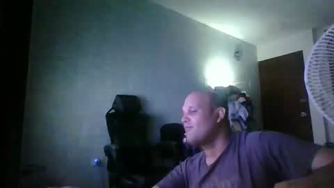 Heavy Rebell online show from November 26, 2025, 5:08 am