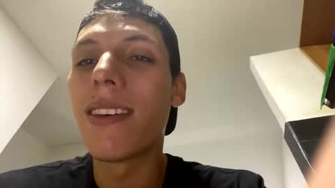 Snapshot of hefesto_69 chatting on December 6, 2024, 7:54 am hefesto_69 online show from December 6, 2024, 7:54 am