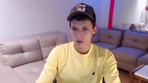 Snapshot of hefesto_69 chatting on December 23, 2024, 8:47 pm hefesto_69 online show from December 23, 2024, 8:47 pm