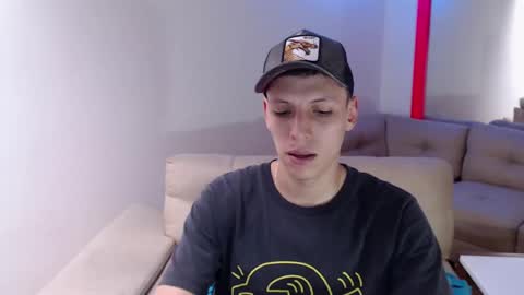 Snapshot of hefesto_69 chatting on March 5, 2025, 7:38 pm hefesto_69 online show from March 5, 2025, 7:38 pm