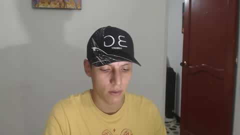 Snapshot of hefesto_69 chatting on November 29, 2025, 11:08 pm hefesto_69 online show from November 29, 2025, 11:08 pm