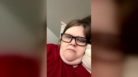Snapshot of heidimackey2 chatting on April 20, 2026, 9:12 am heidimackey2 online show from April 20, 2026, 9:12 am